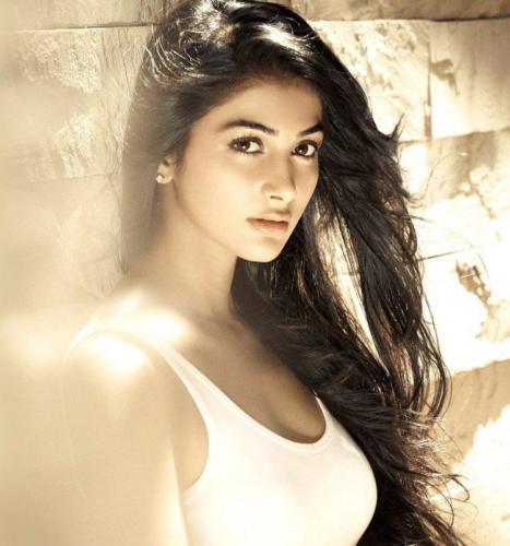 Pooja Hegde (1)