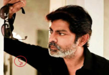 అంకుల్ జగపతి బాబు .. మీరంటే నాకు 'అది' అంటోన్న అమ్మాయి :