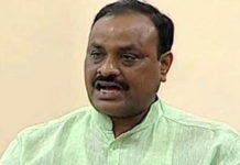 ప్రైవేటు ఆస్పత్రికి మాజీ మంత్రి.