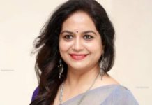 దండం పెడతాను.. ఇలాంటివి నమ్మొద్దు.. సింగర్ సునీత