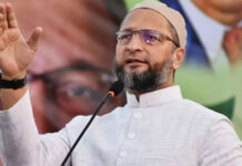 బాబ్రీ మసీదు తానంతటే అదే కూలిపోయిందా.. కోర్టు తీర్పుపై సంచలన వ్యాఖ్యలు