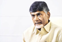 చంద్రబాబు ఆశలు.. చేజారుతున్న నేతలు..