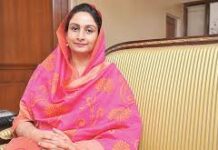 కేంద్ర మంత్రి రాజీనామాతో ఏమవుతుంది..