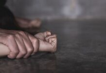 మరో యువతిపై సామూహిక అత్యాచారం.. వెల్లడించిన పోలీసులు