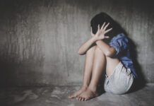 మైనర్ బాలికపై 22 రోజులు అత్యాచారం..