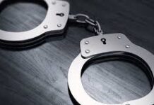 బాలిక మతం మార్చేందుకు ప్రయత్నించిన వ్యక్తి.. ఏం జరిగిందో తెలుసా..